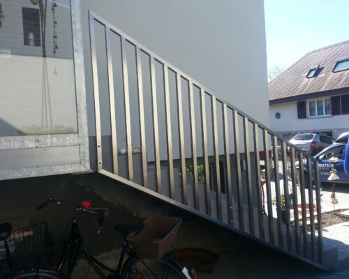 Gelaender-Handlauf-Sichtschutz_20140410_162059