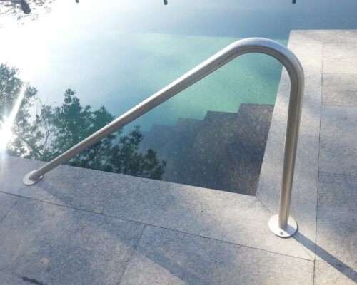 Gelaender-Handlauf-Sichtschutz_Pool-(2)